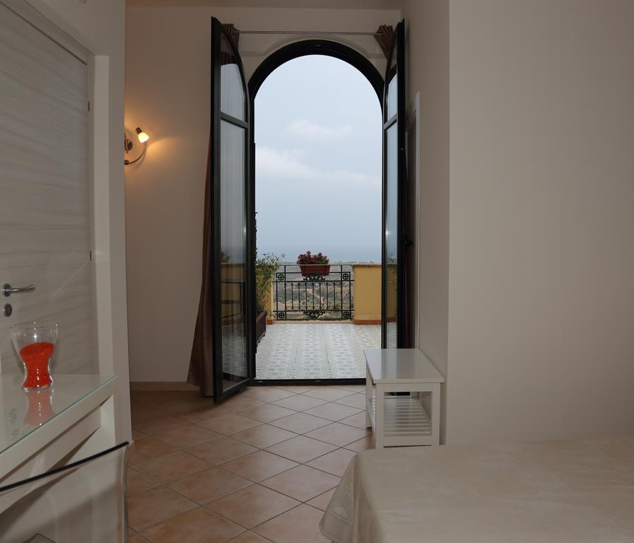 La Terrazza Sulla Valle Agrigento Ruang foto